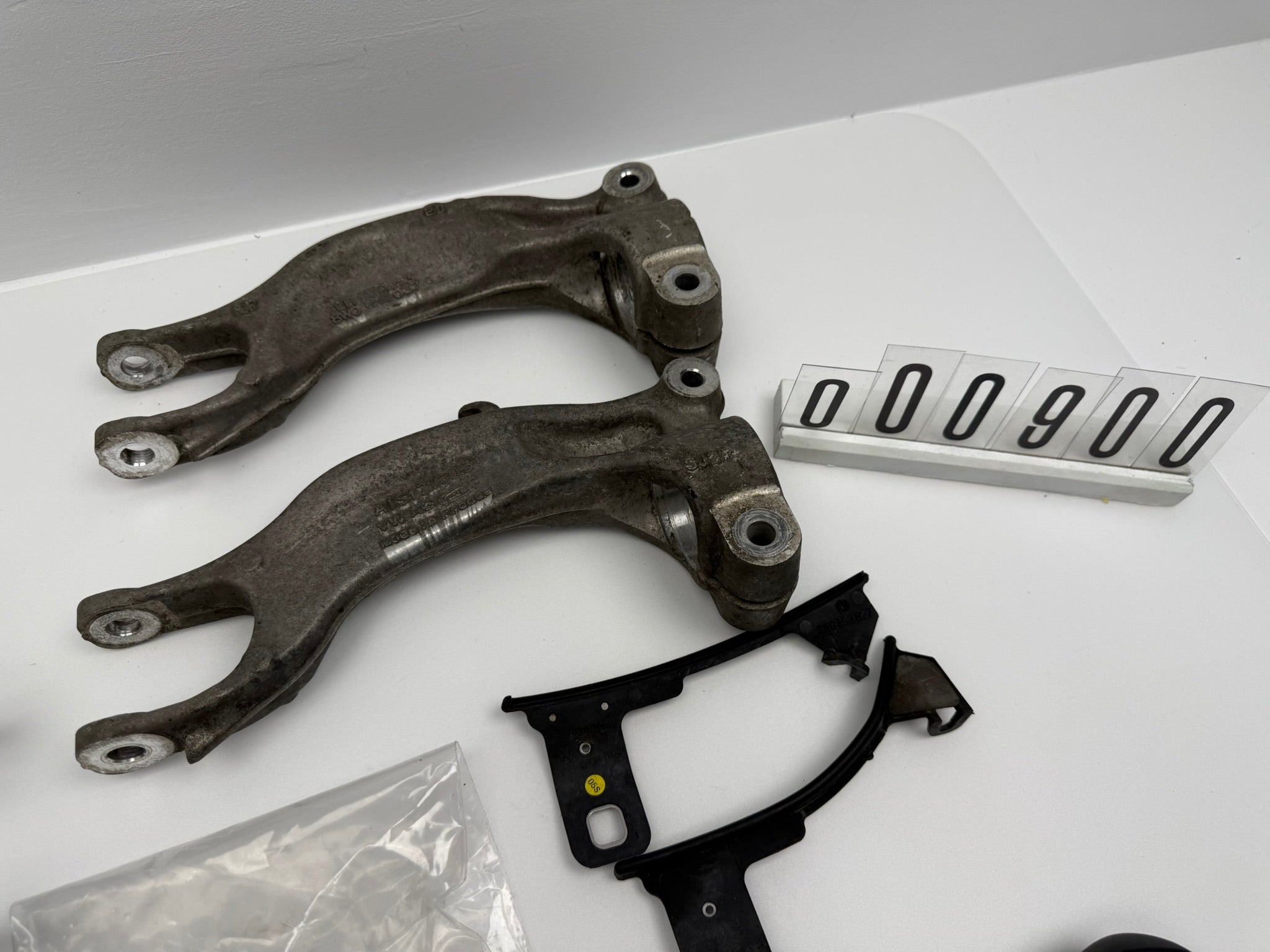8W0413031BA 8W0513035AD; 000 9 00; 140 Audi A5 S line Sportfahrwerk Komplettset