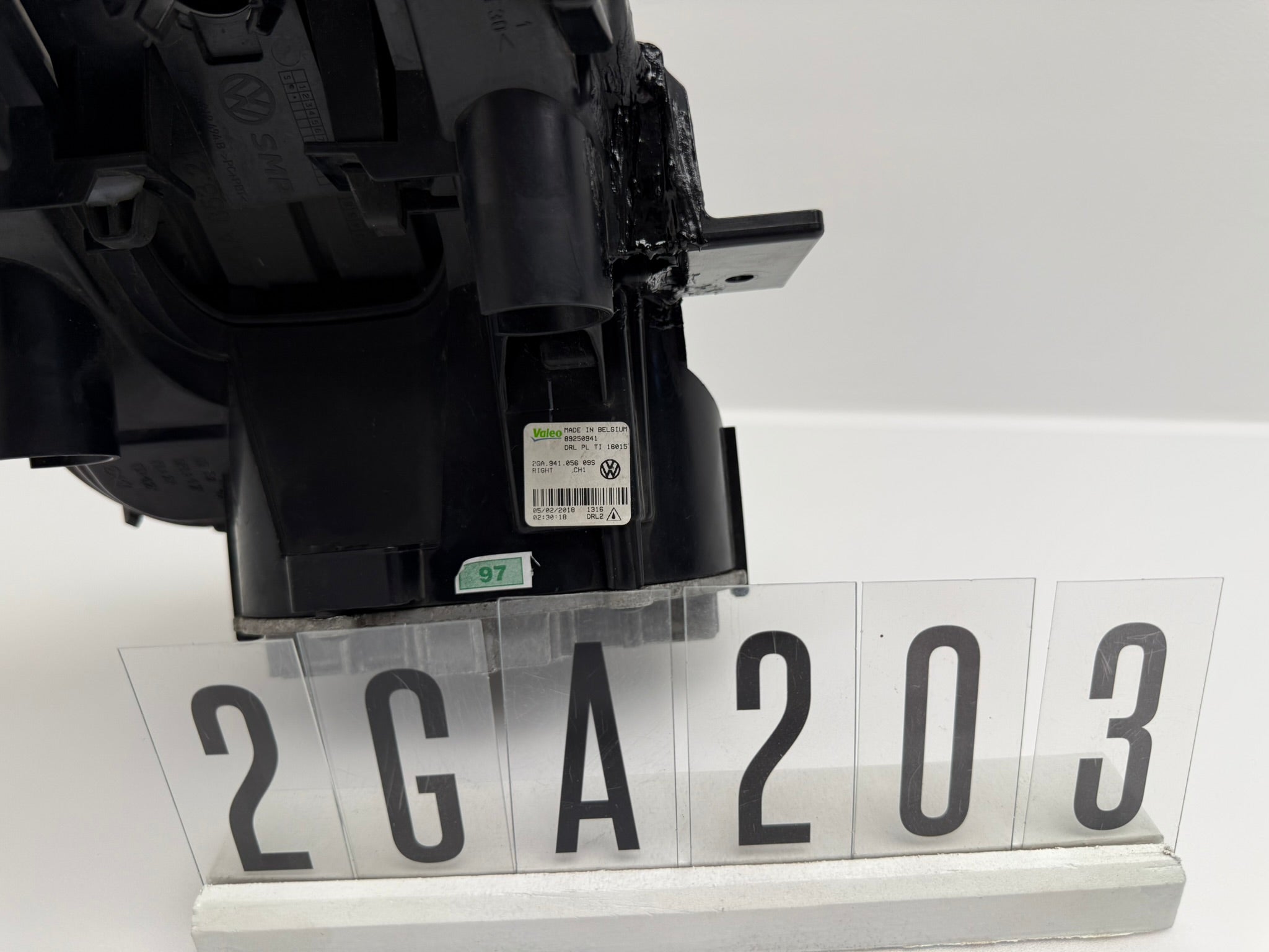 2GA.941.056 095; 2GA 2 03; 97 VW T-ROC Tagfahrlicht Rechts