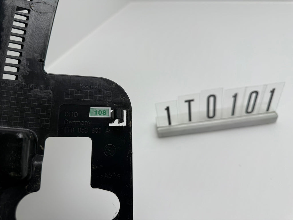 1T0853651A 1T0 853 651 A; 1T0 1 01; 108  VW Touran 1 T Kühlergrill