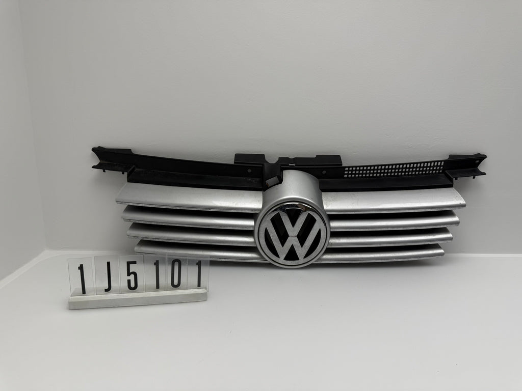 LA7W 1J5853655C; 1J55 1 01; 111  VW Bora  Kühlergrill