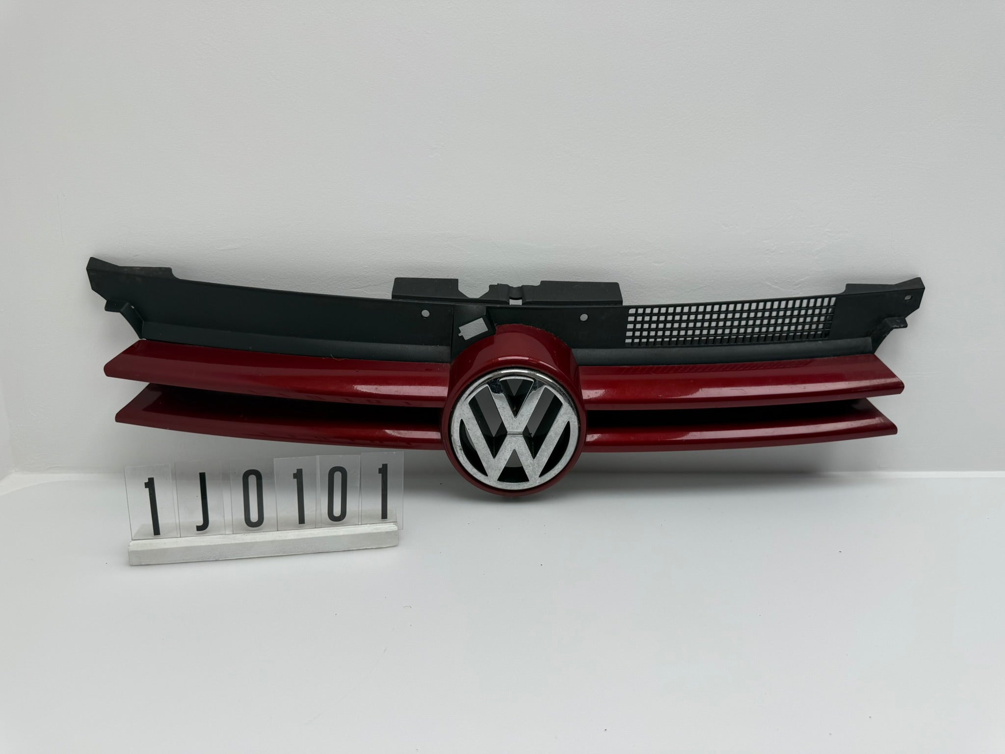1J0 653 655 / G 1J0 853 651 H; 1J0 1 01-02; 112-113 VW Golf IV Kühlergrill