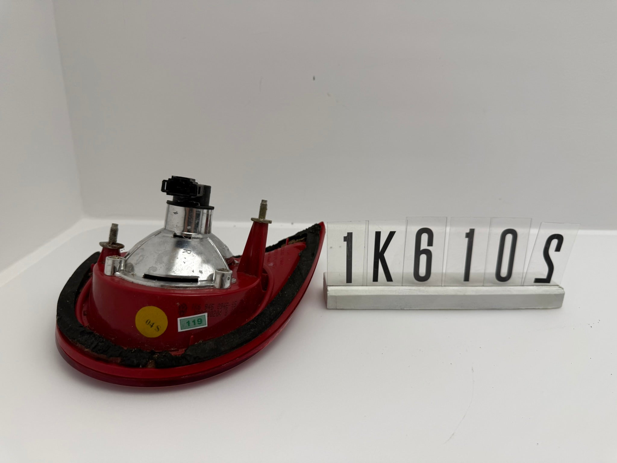 1K6945094J; 1K6 1(2) 02; 119  VW Golf 5 V  Rückleuchte innen rechts