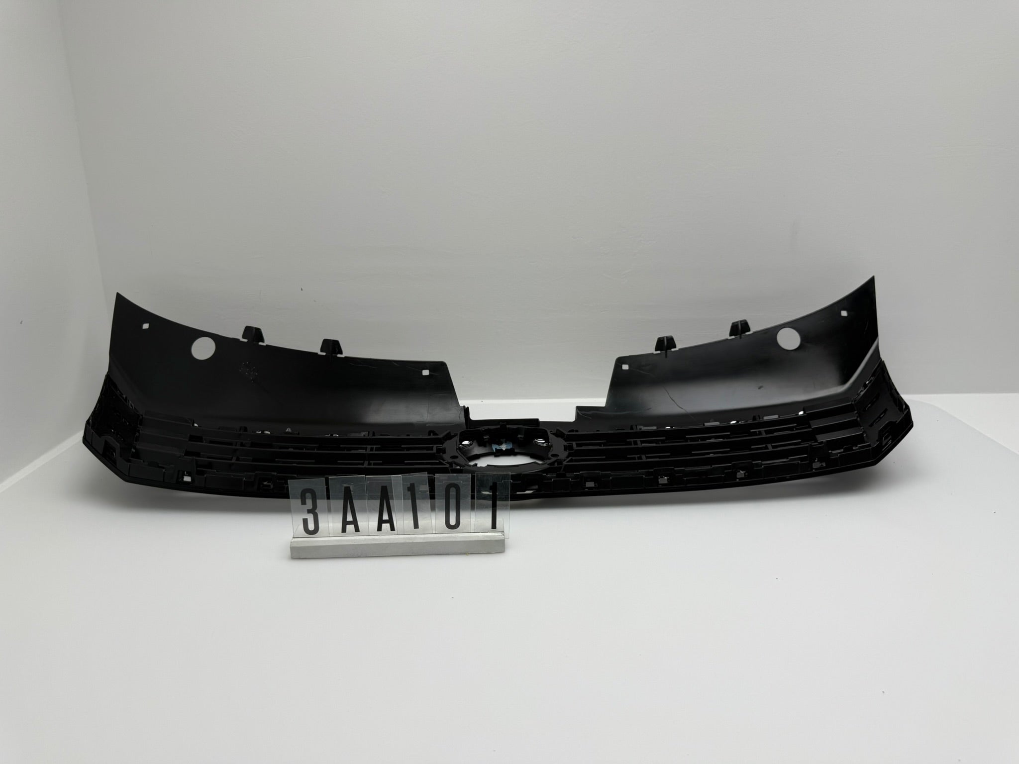 3AA 853 651; 3AA 853 653; 3AA 1 01; 125 VW Passat B7 Kühlergrill