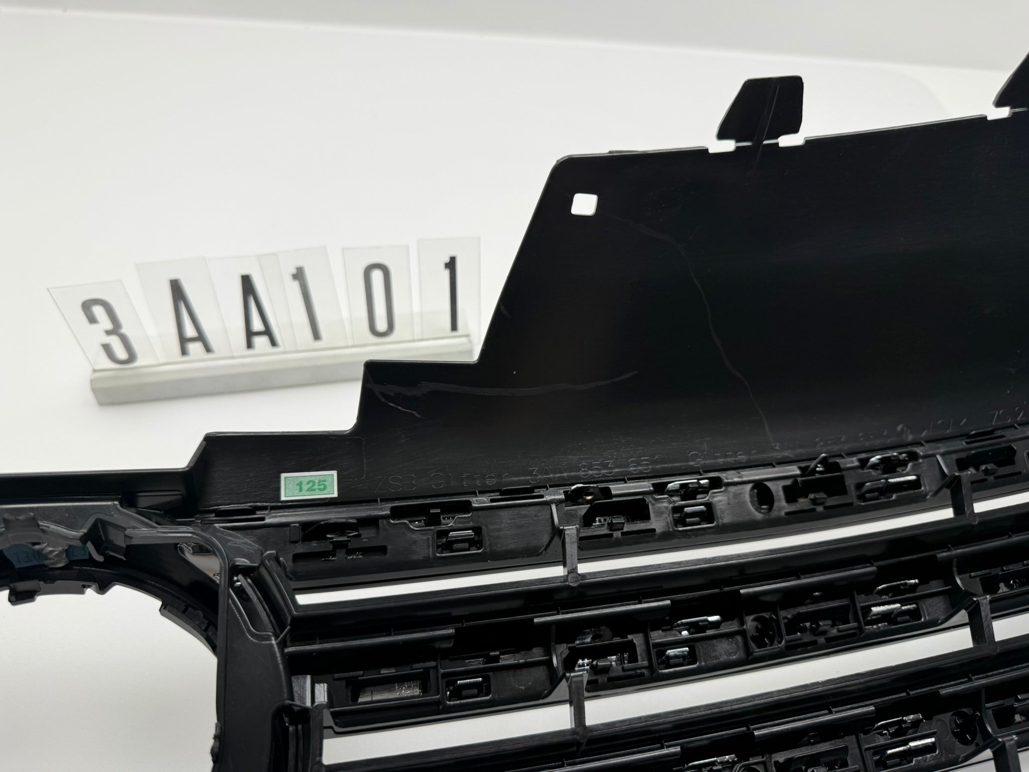 3AA 853 651; 3AA 853 653; 3AA 1 01; 125 VW Passat B7 Kühlergrill