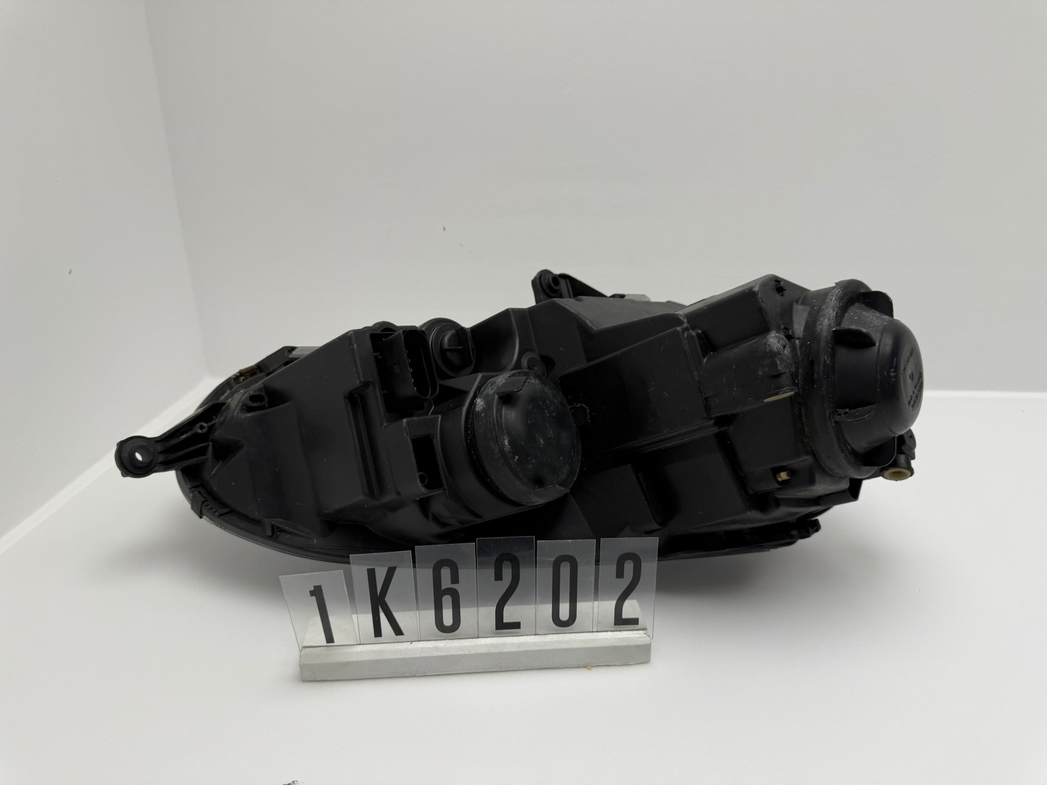 1K6 941 005 A; 1K6 2 02; 128 VW GOLF V SCHEINWERFER LINKS