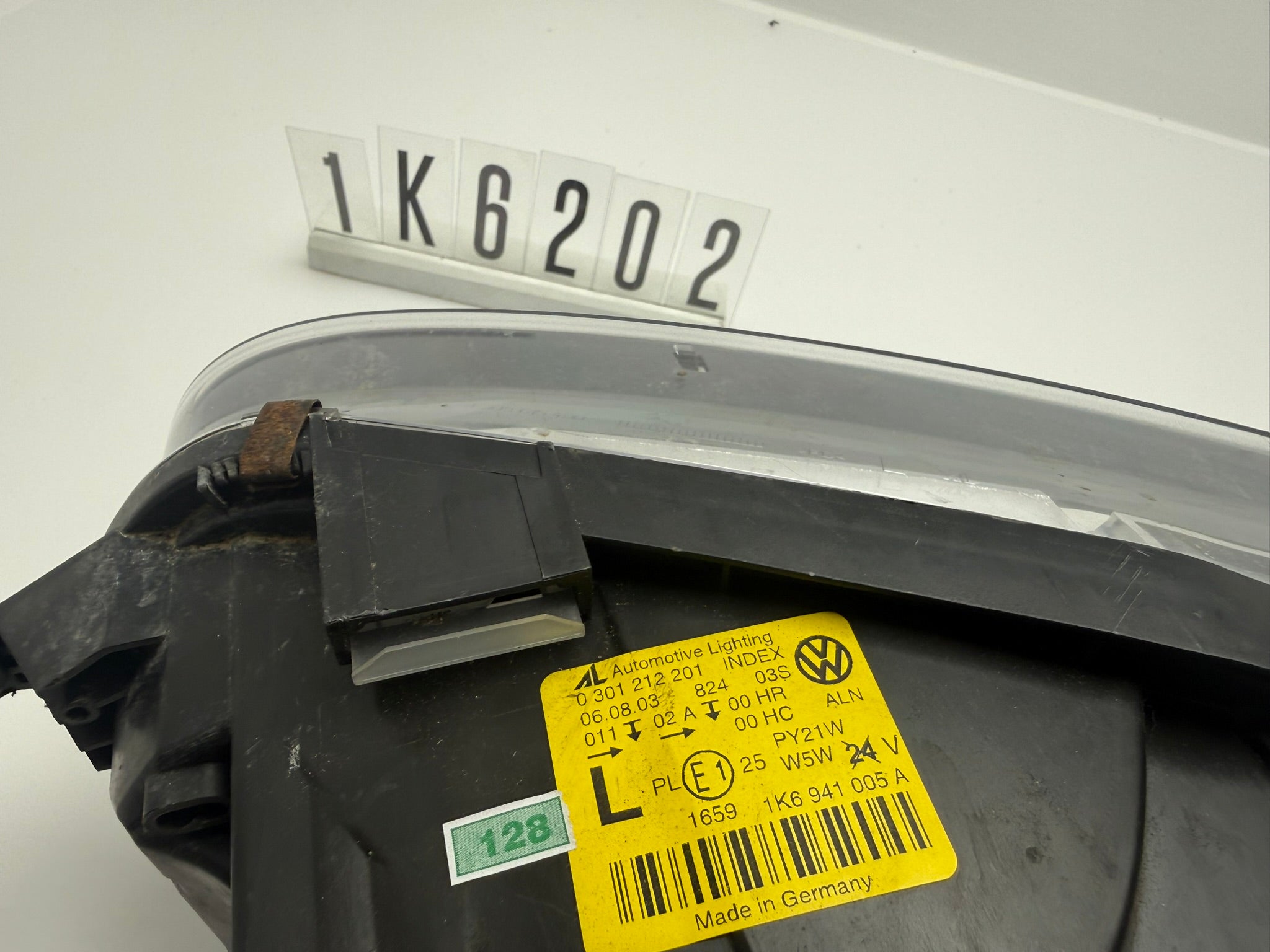 1K6 941 005 A; 1K6 2 02; 128 VW GOLF V SCHEINWERFER LINKS