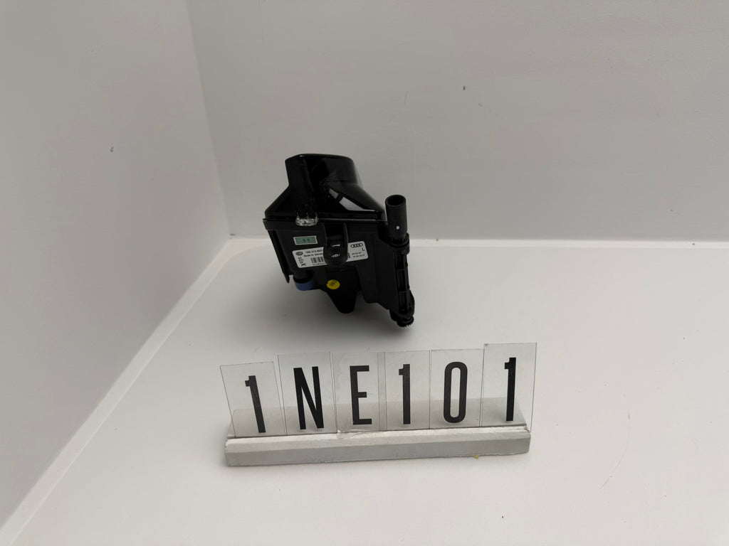 1NE 010.832-09; 1NE 2 01-02; 11-12  AUDI A3 8VA/8VF Nebelscheinwerfer