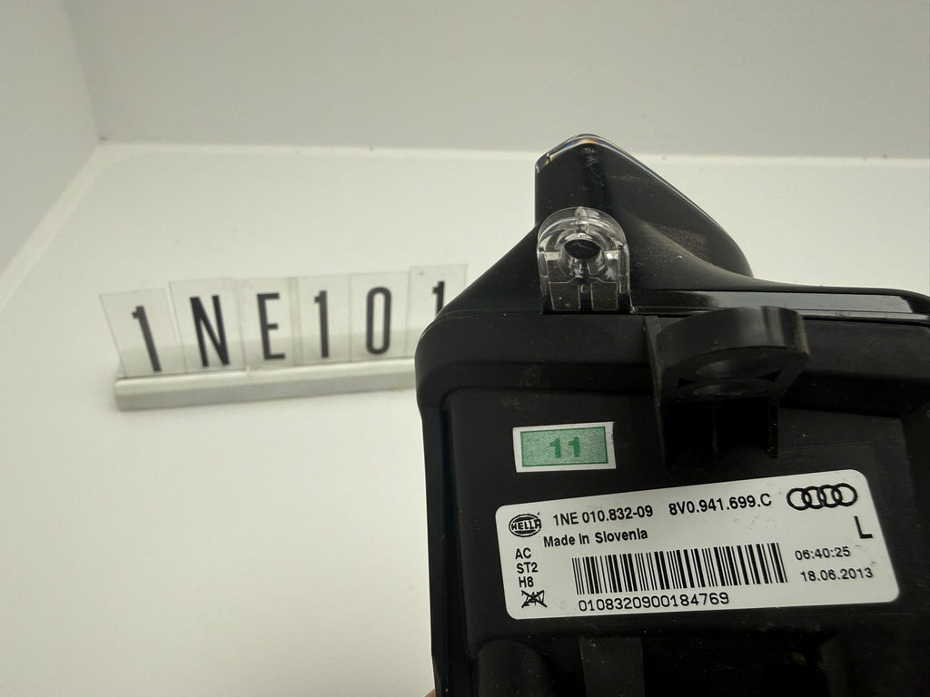 1NE 010.832-09; 1NE 2 01-02; 11-12  AUDI A3 8VA/8VF Nebelscheinwerfer