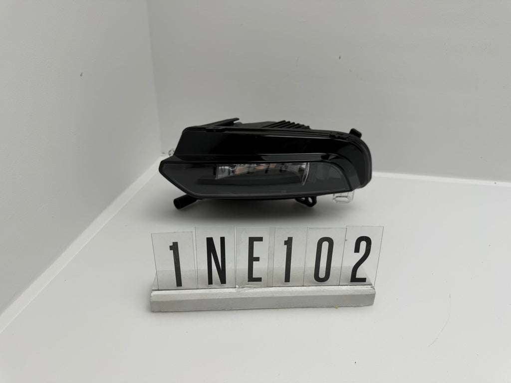 1NE 010.832-09; 1NE 2 01-02; 11-12  AUDI A3 8VA/8VF Nebelscheinwerfer