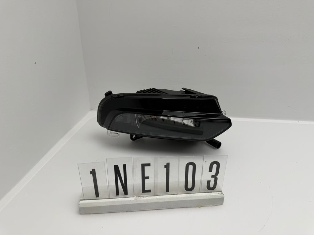 1NE 010.832-10; 1NE 2 03-04; 14-15  AUDI A3 8VA/8VF Nebelscheinwerfer