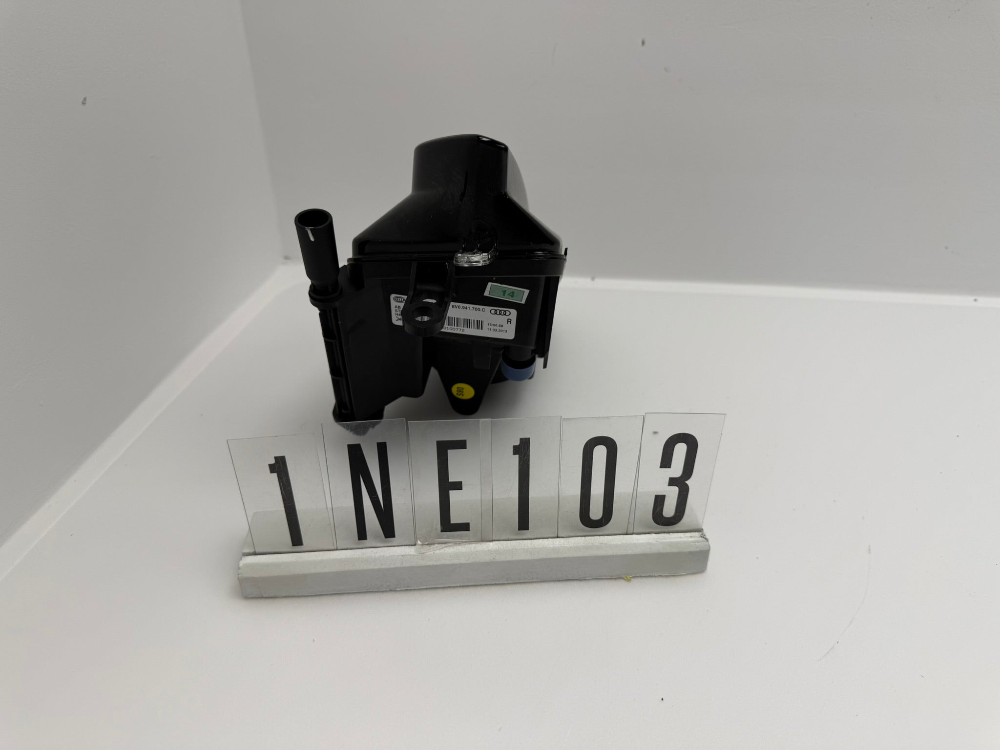 1NE 010.832-10; 1NE 2 03-04; 14-15  AUDI A3 8VA/8VF Nebelscheinwerfer