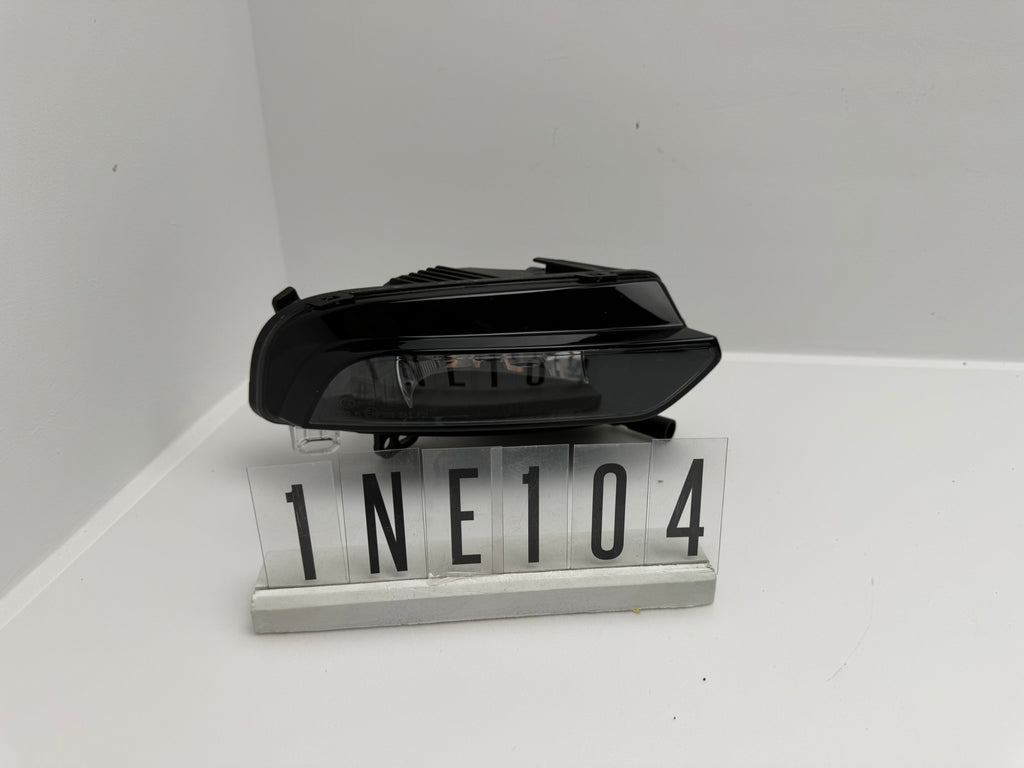 1NE 010.832-10; 1NE 2 03-04; 14-15  AUDI A3 8VA/8VF Nebelscheinwerfer