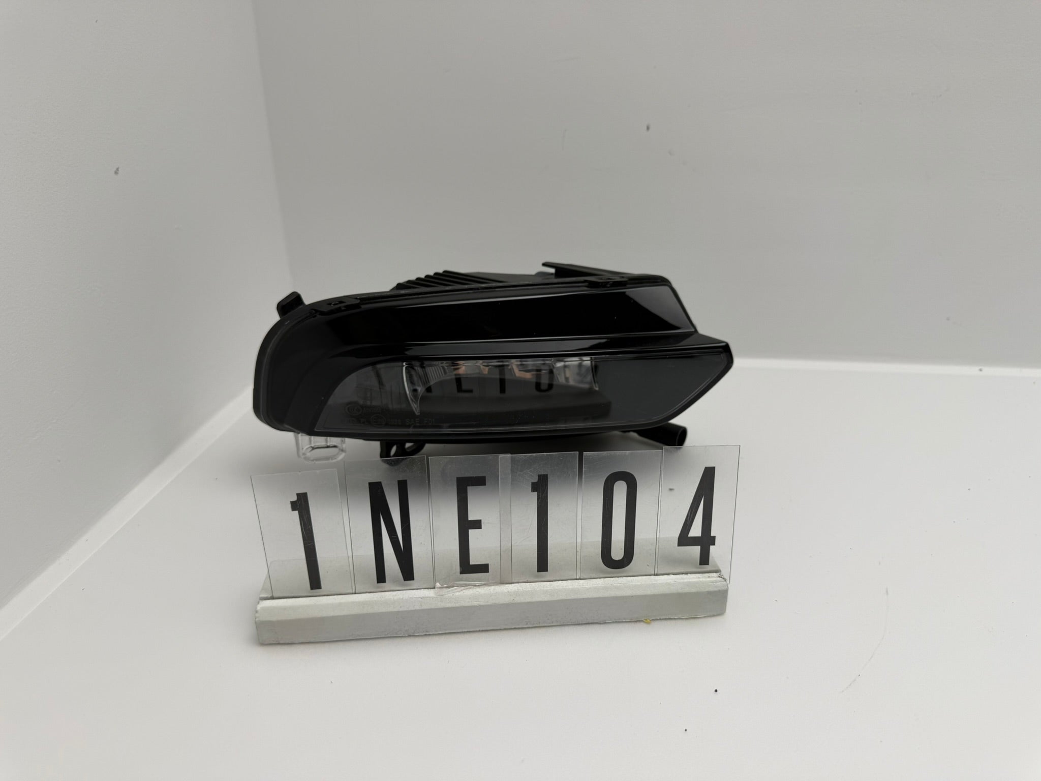 1NE 010.832-10; 1NE 2 03-04; 14-15  AUDI A3 8VA/8VF Nebelscheinwerfer