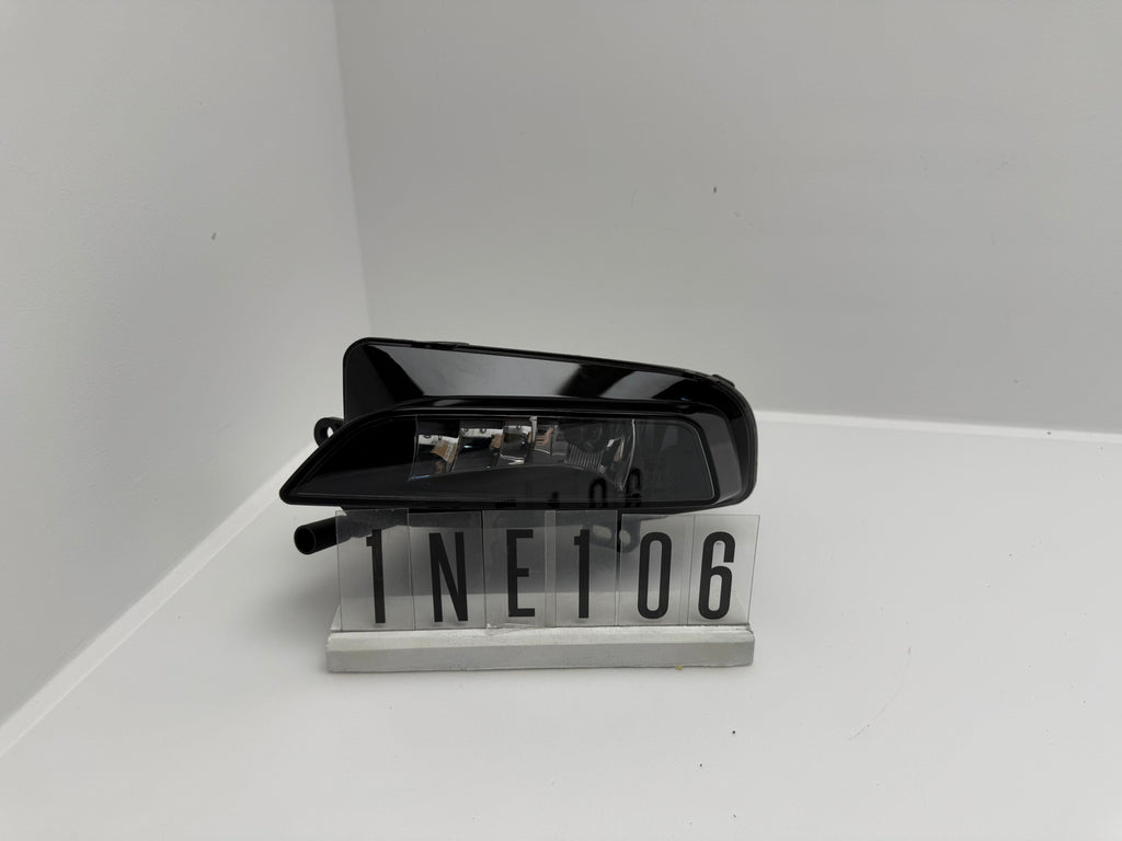 1NE 010.832-11; 1NE 2 06; 13 AUDI A3 8V1 Nebelscheinwerfer