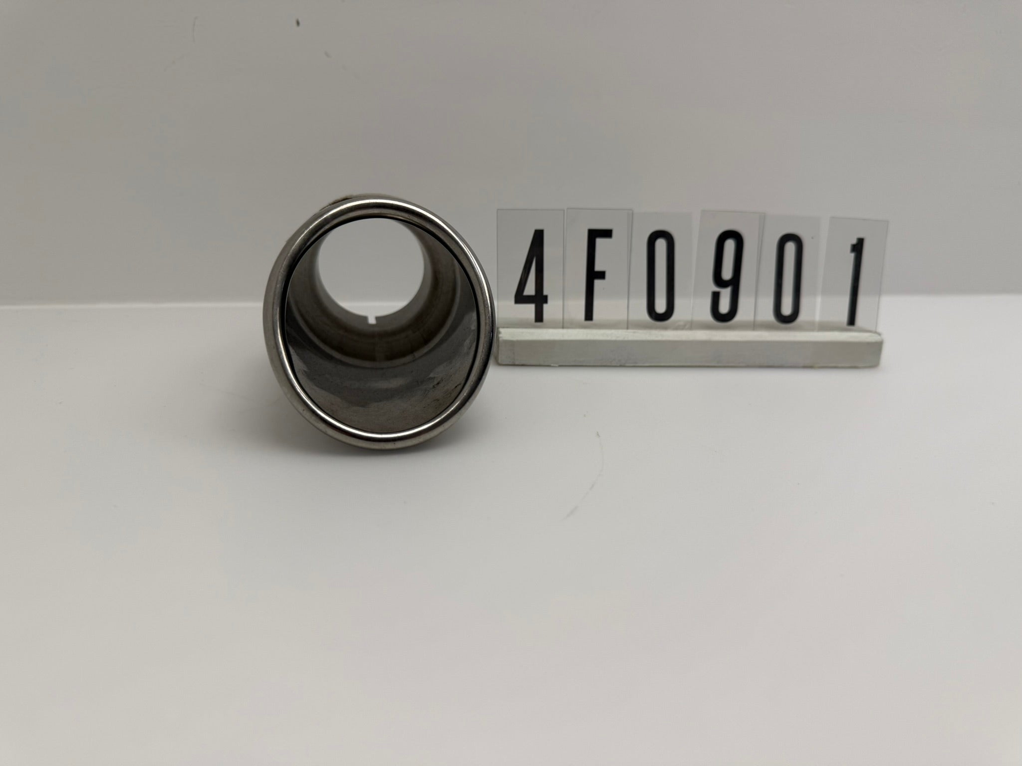 4F0253681T; 4F0 9 01; 133 AUDI A6 Avant S6 A6L 4F 4F2 4F5 4Z AuspuffBlende