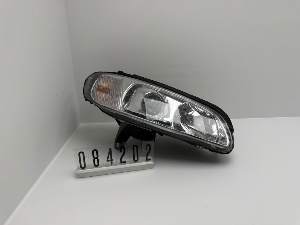 084421115 R; 084 2 02; 138 OPEL OMEGA B  (99-03) Scheinwerfer Rechts