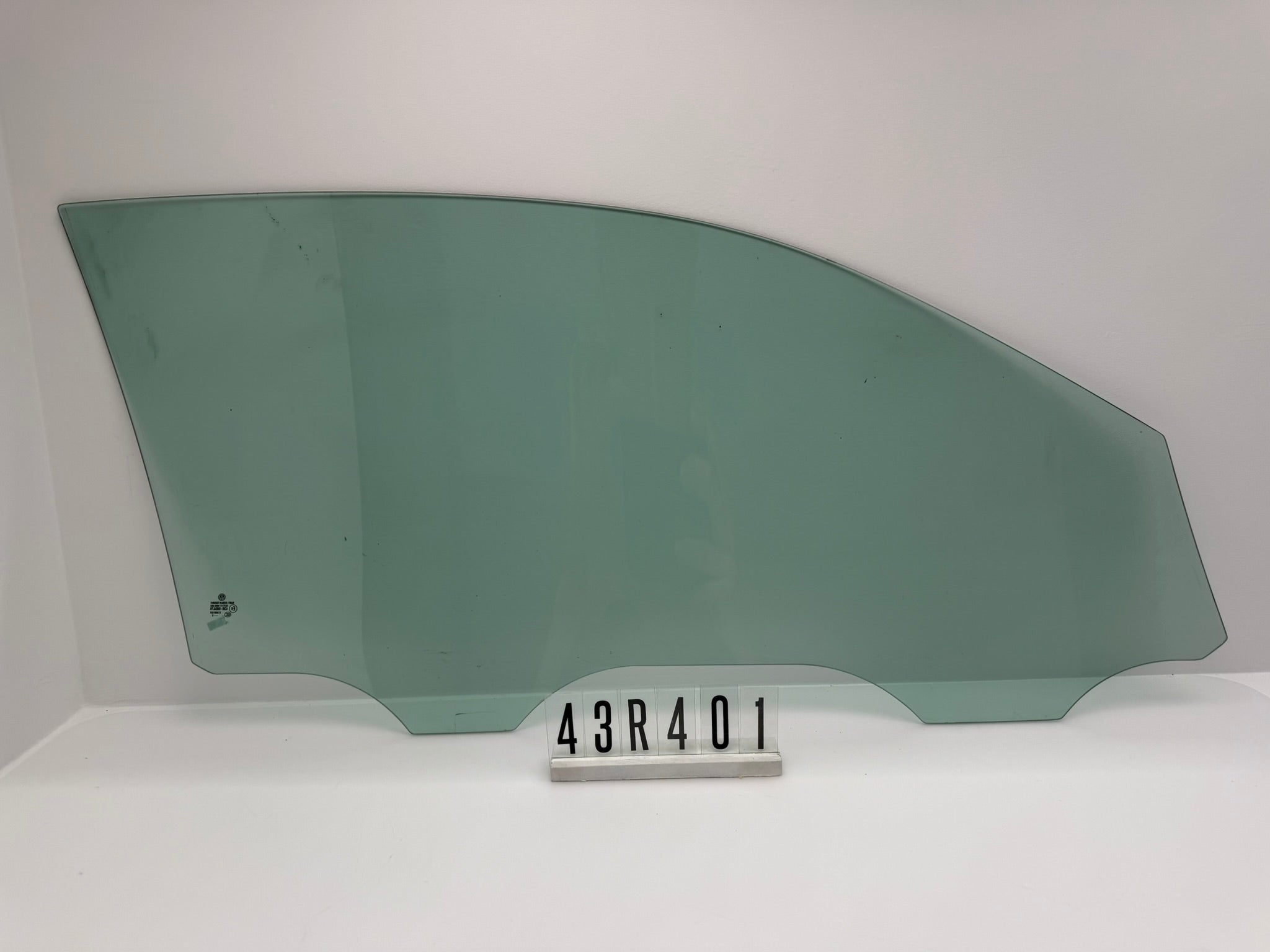 43R-000479; 43R 4 01; 141  VW Polo 9N1 Bj.05 3 Türer vorne links Seitenscheibe