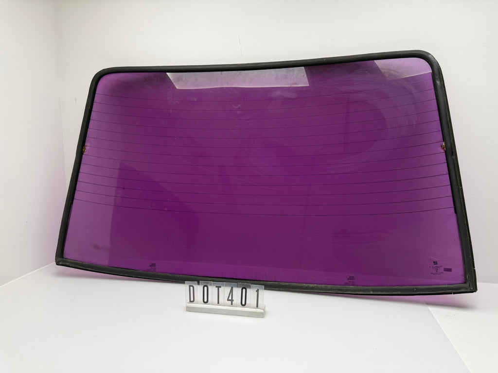 DOT-32-M40-AS2; DOT 4 01; 144 Opel Rekord C / Commodore A Heckscheibe