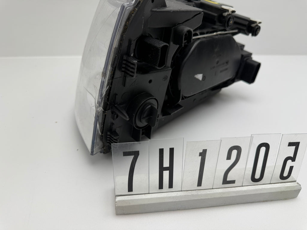 7H1 941 015 L; 7H1 2 05; 147 VW T5 Scheinwerfer Links