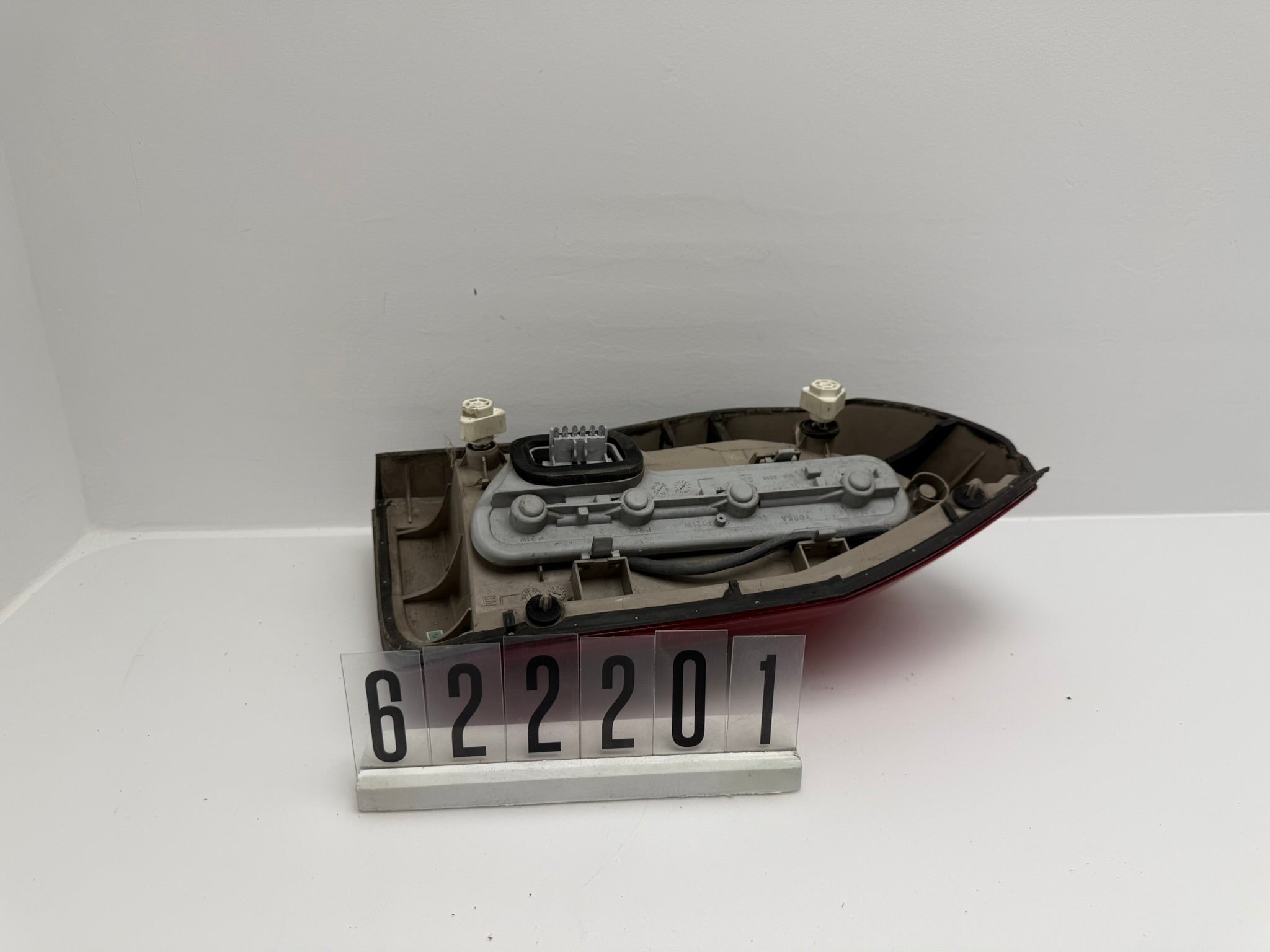62280; 622 2 01; 148 Opel Zafira A Heckleuchte Links