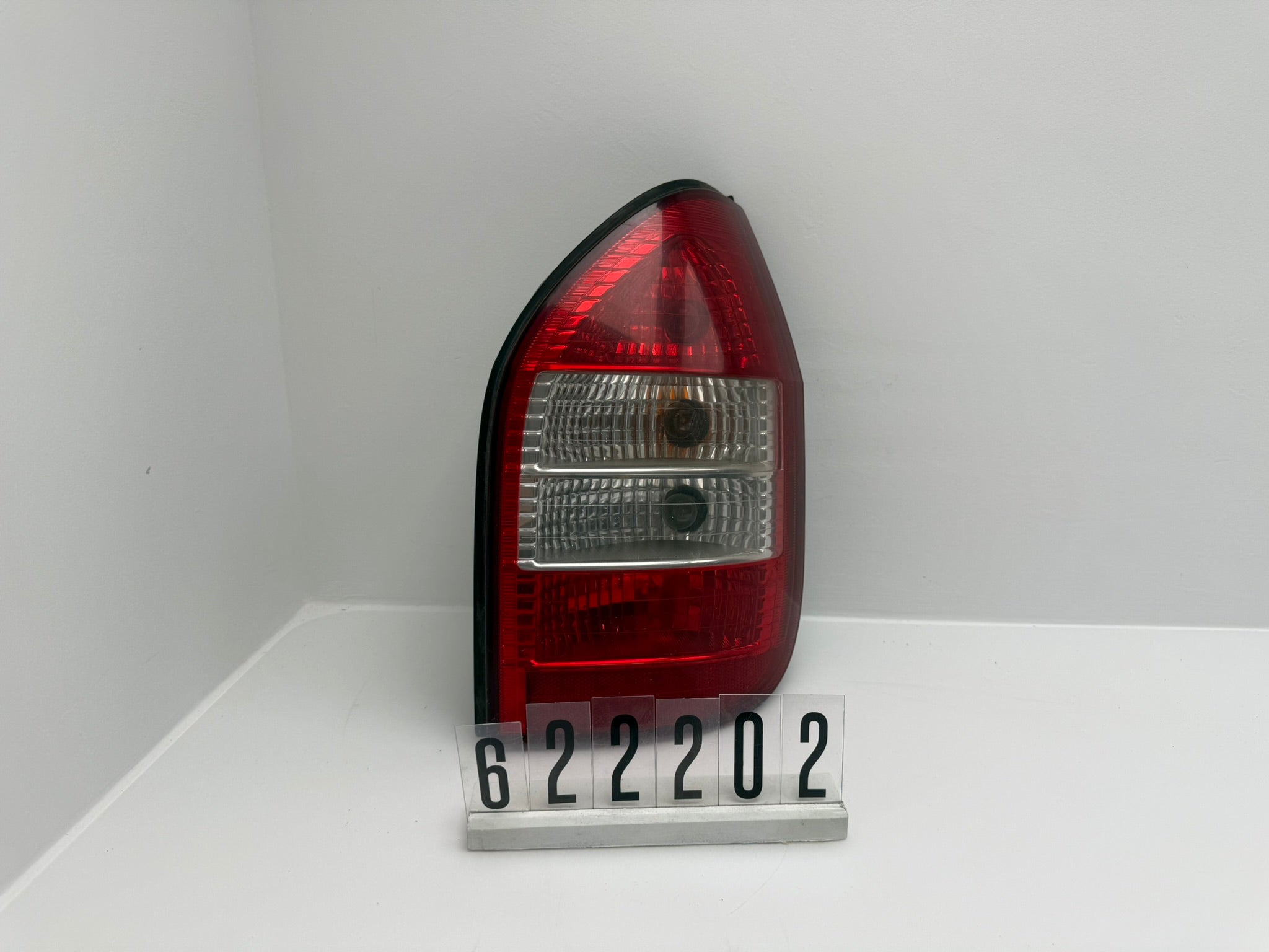 62281; 622 2 02; 149 Opel Zafira A Heckleuchte Rechts