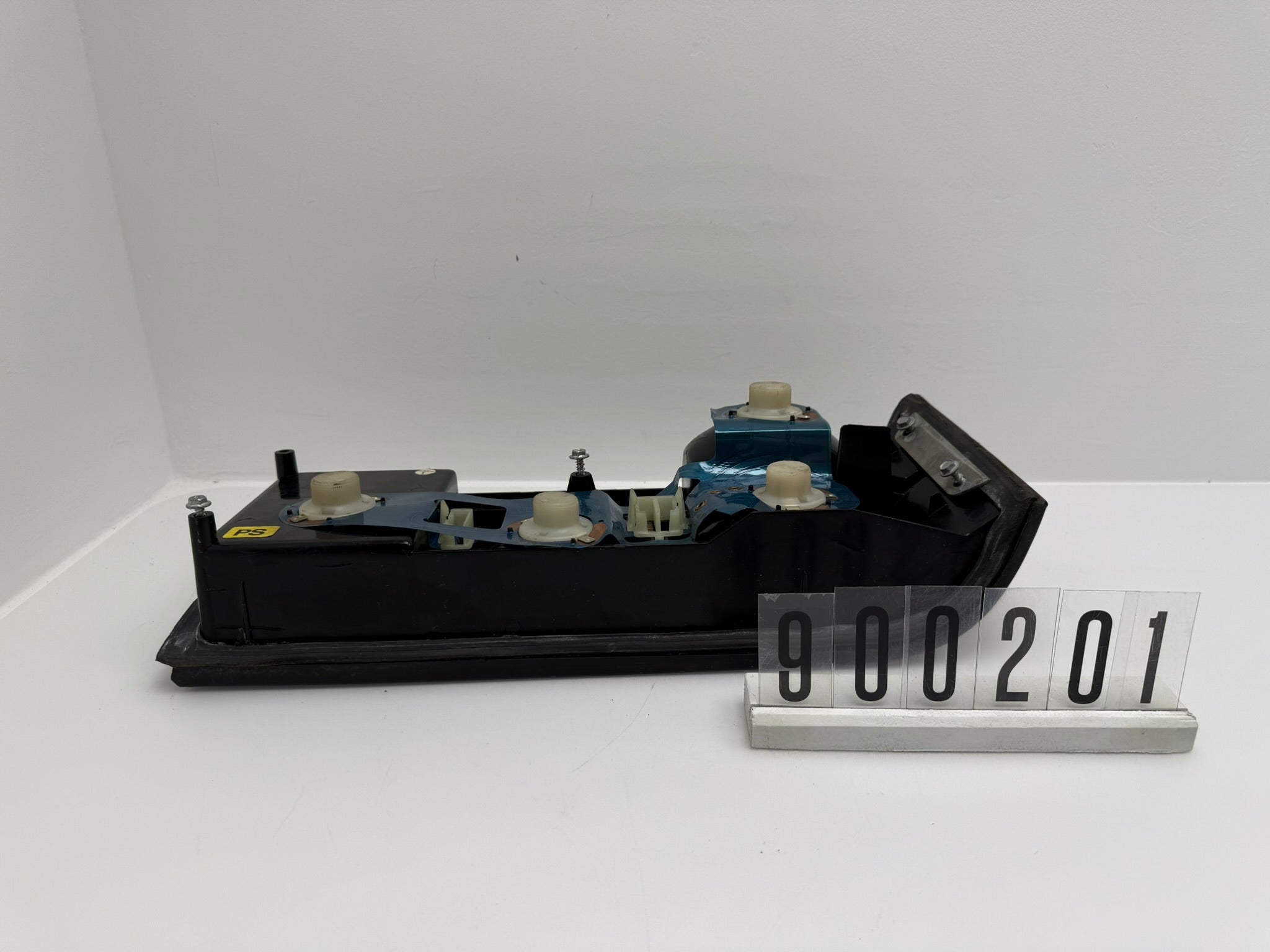 GM 90045093; 900 2 01;152  Opel Monza A Rückleuchte links
