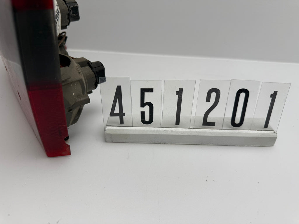 45172; 451 2 01; 154 OPEL CALIBRA A Rückleuchte links