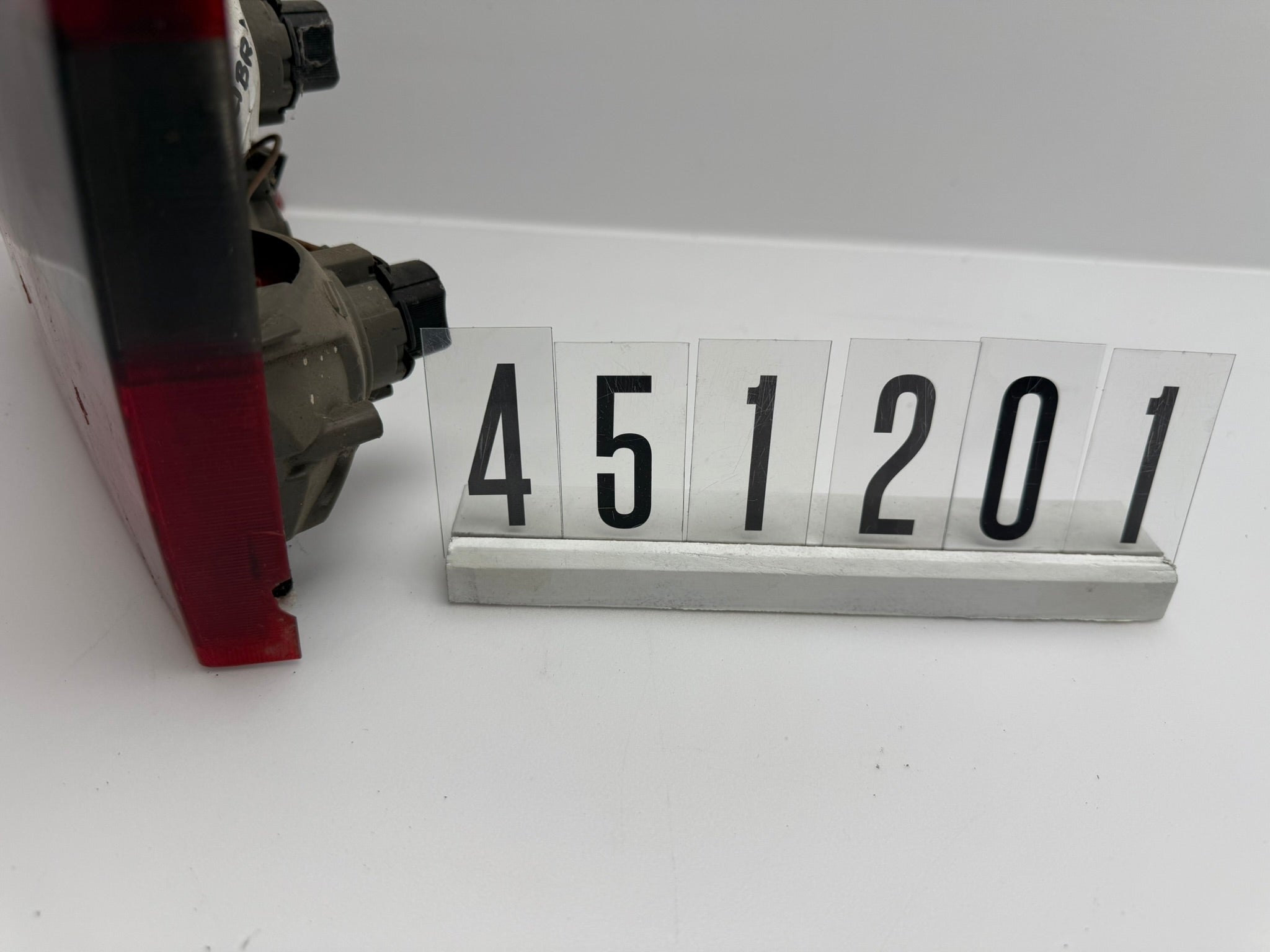45172; 451 2 01; 154 OPEL CALIBRA A Rückleuchte links