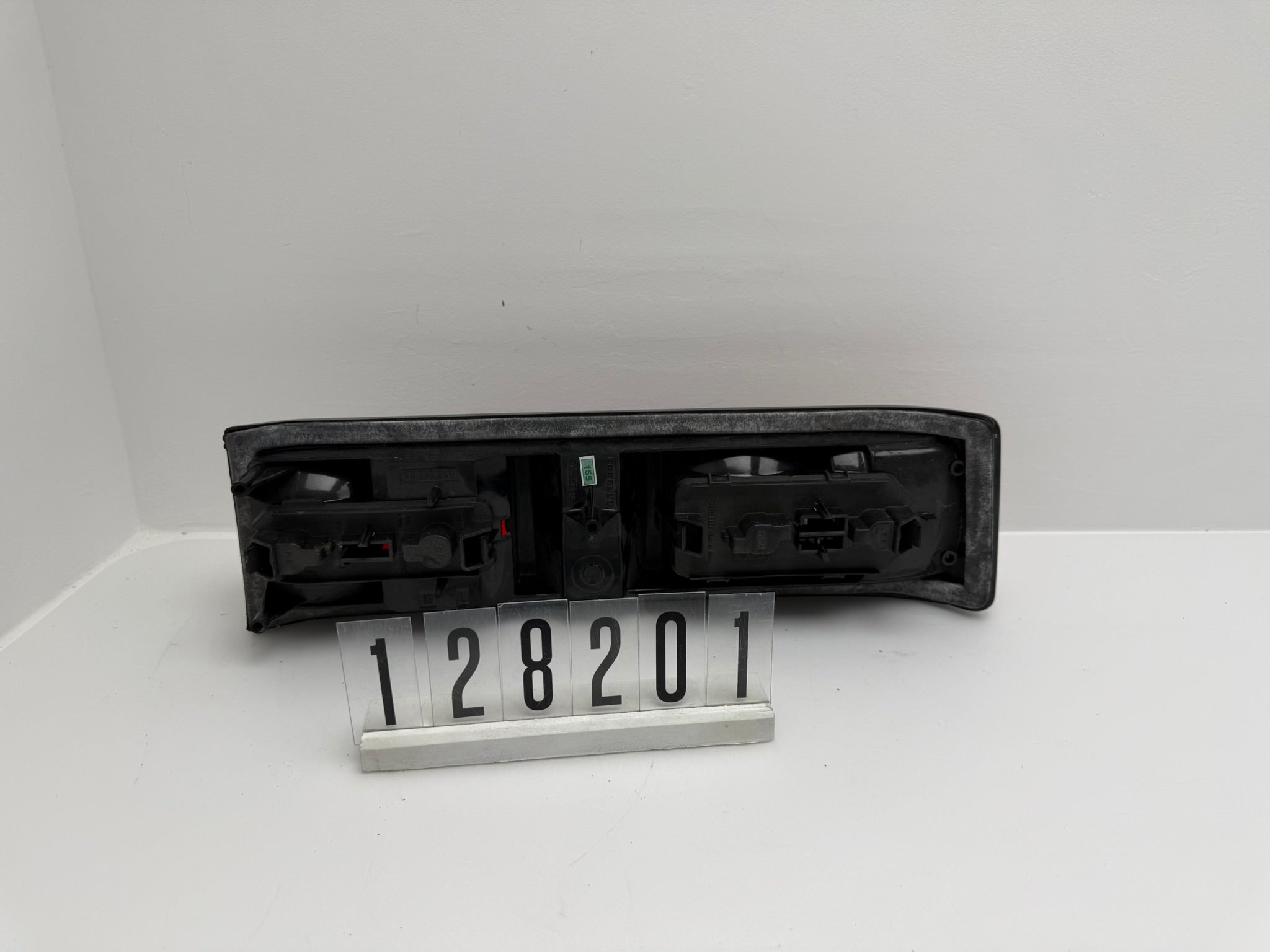 12851748; 128 2 01; 155 Opel G.M. Rekord E E1 SR/E Rückleuchte links