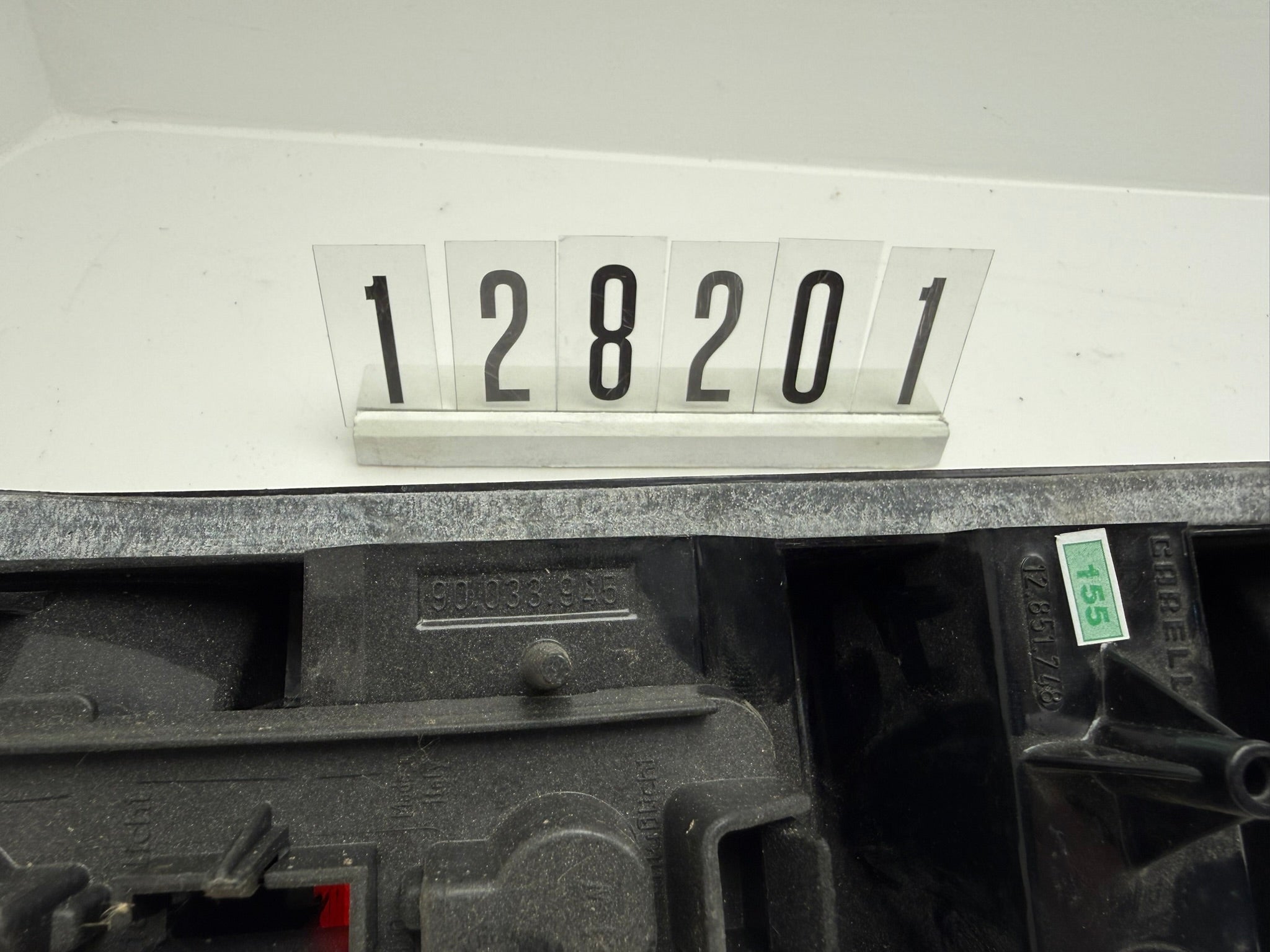 12851748; 128 2 01; 155 Opel G.M. Rekord E E1 SR/E Rückleuchte links