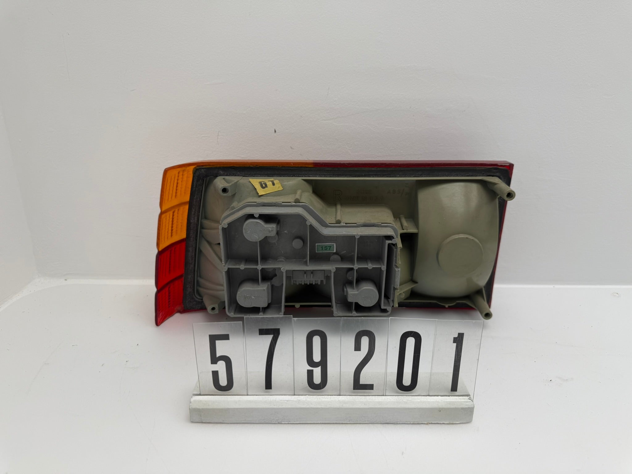 5972752; 597 2 01-03; 157-159 OPEL ASCONA A; B; C 81, 86, 87, 88 Rücklicht hinten rechts