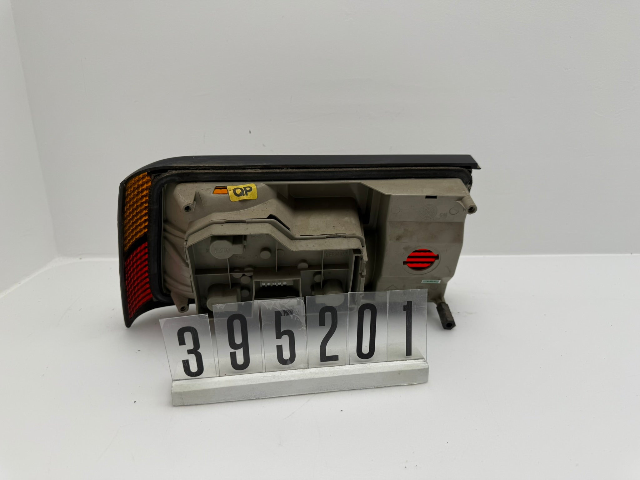 395 062; 395 2 01; 161 OPEL ASCONAA; B C RÜCKLEUCHTE RECHTS
