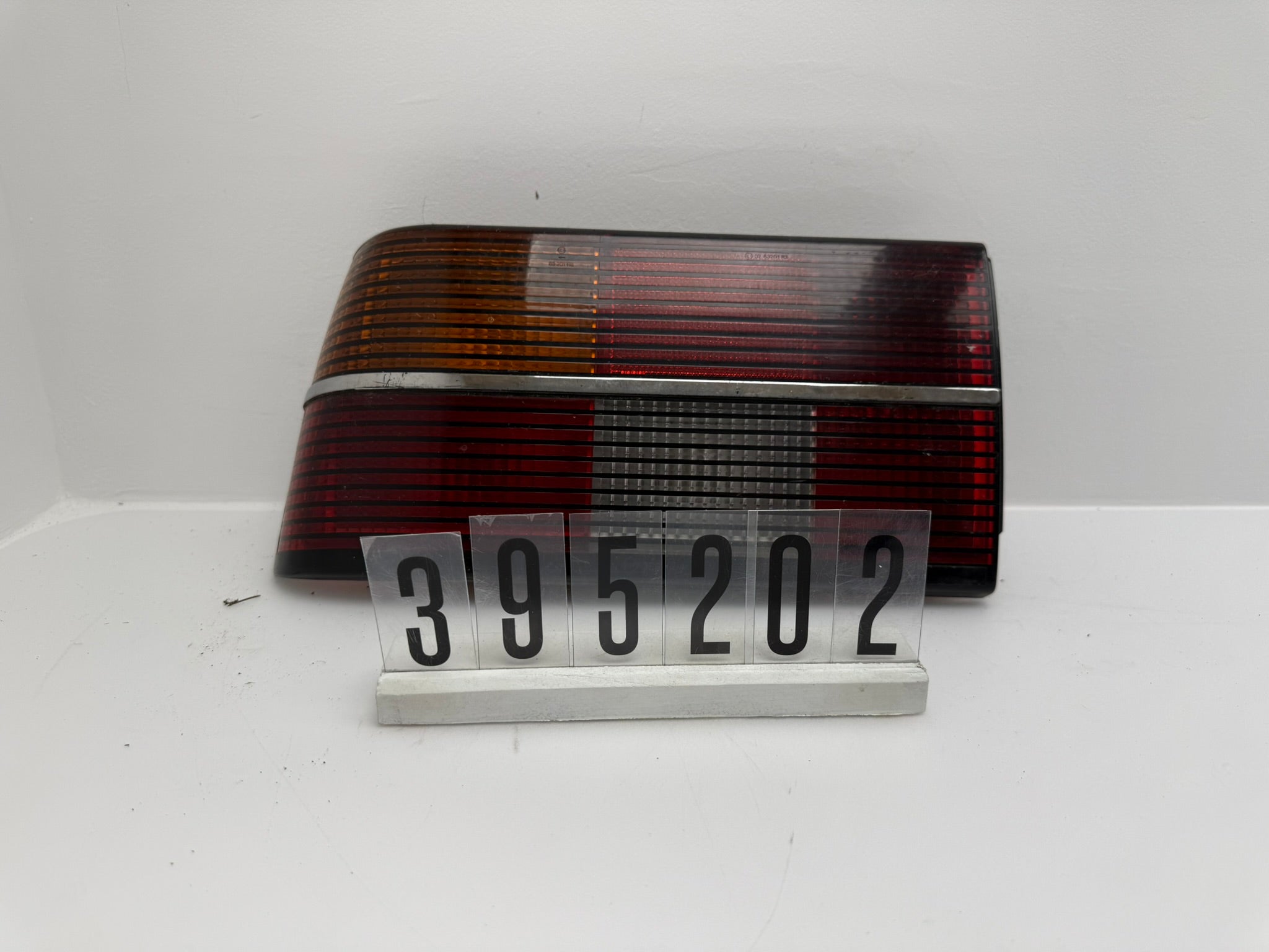 395 061; 395 2 02; 162 OPEL ASCONAA; B C RÜCKLEUCHTE Links