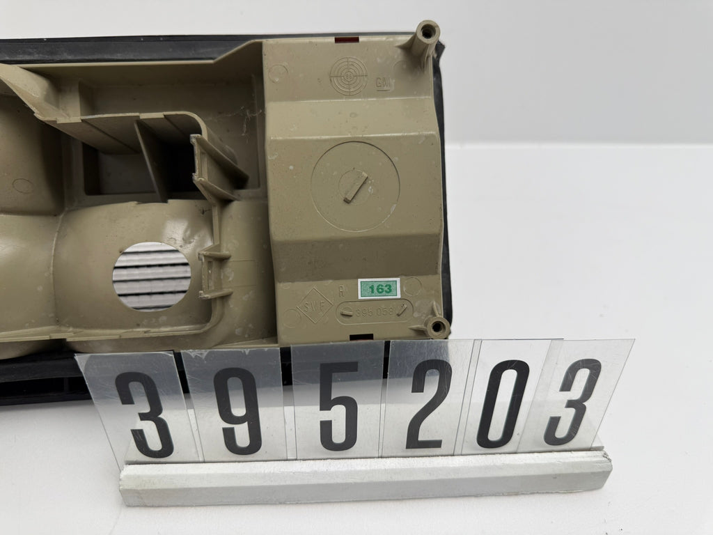 395 058; 395 2 03-04; 163-164 OPEL ASCONAA; B C RÜCKLEUCHTE RECHTS