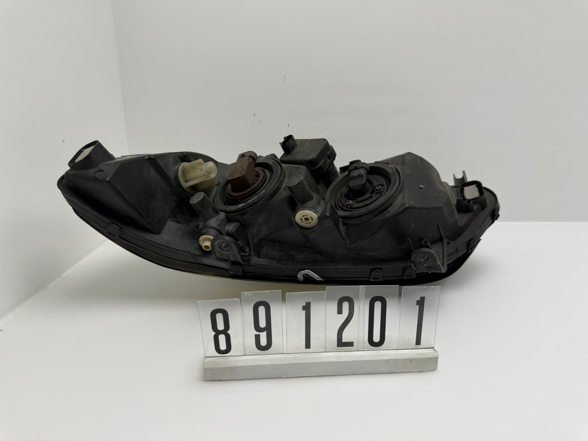 89100055; 891 2 01; 168 OPEL Zafira A Scheinwerfer Halogen rechts