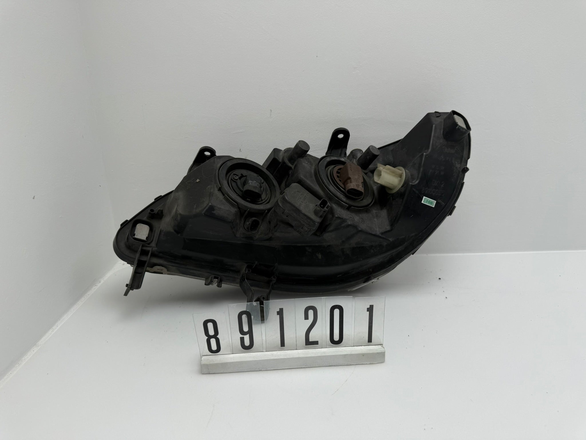 89100055; 891 2 01; 168 OPEL Zafira A Scheinwerfer Halogen rechts