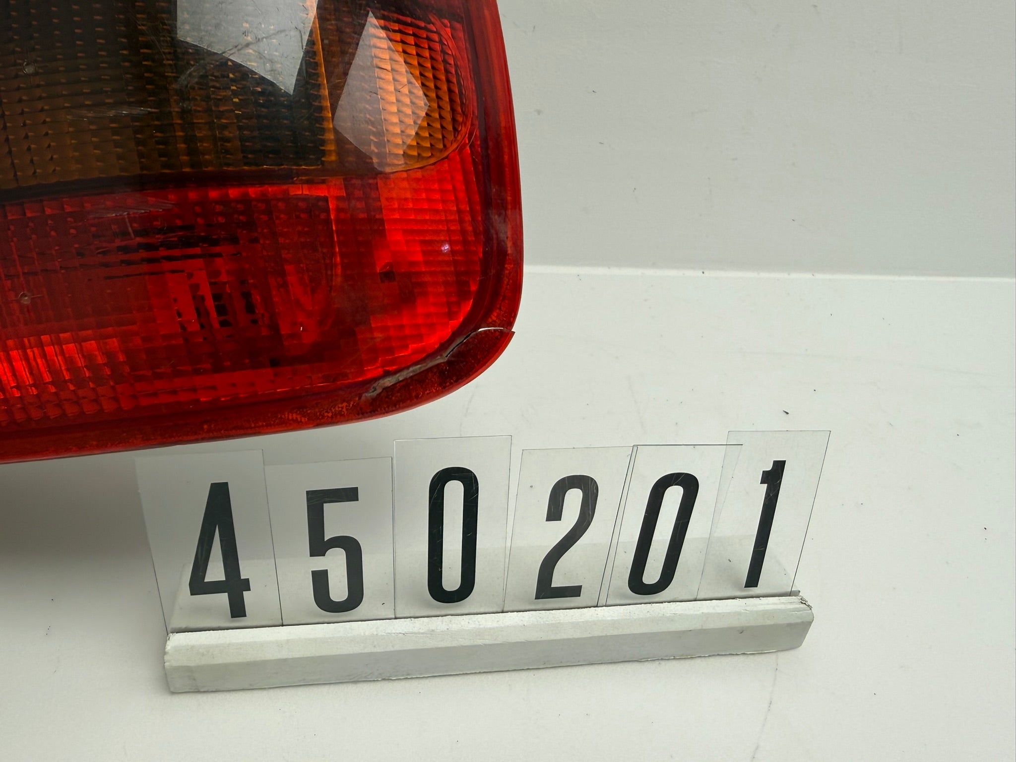 45022; 450 2 01; 174 Opel Corsa B Rückleuchte Rechts