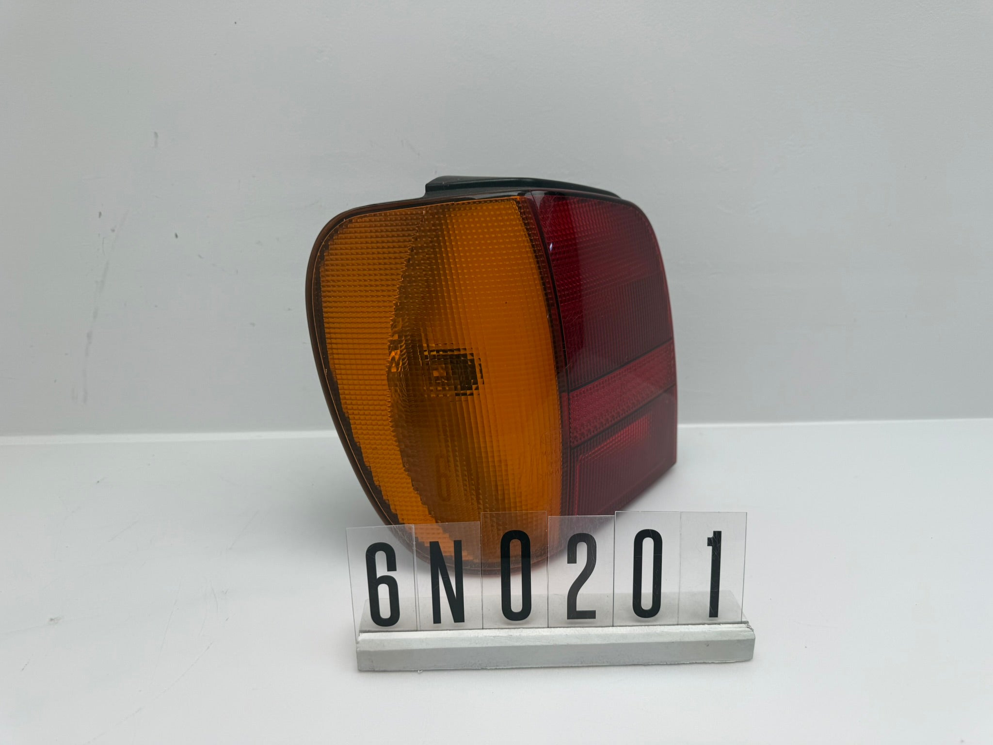 6N0 945 257; 6N0 2 01; 179 POLO 6N1 Rücklicht links