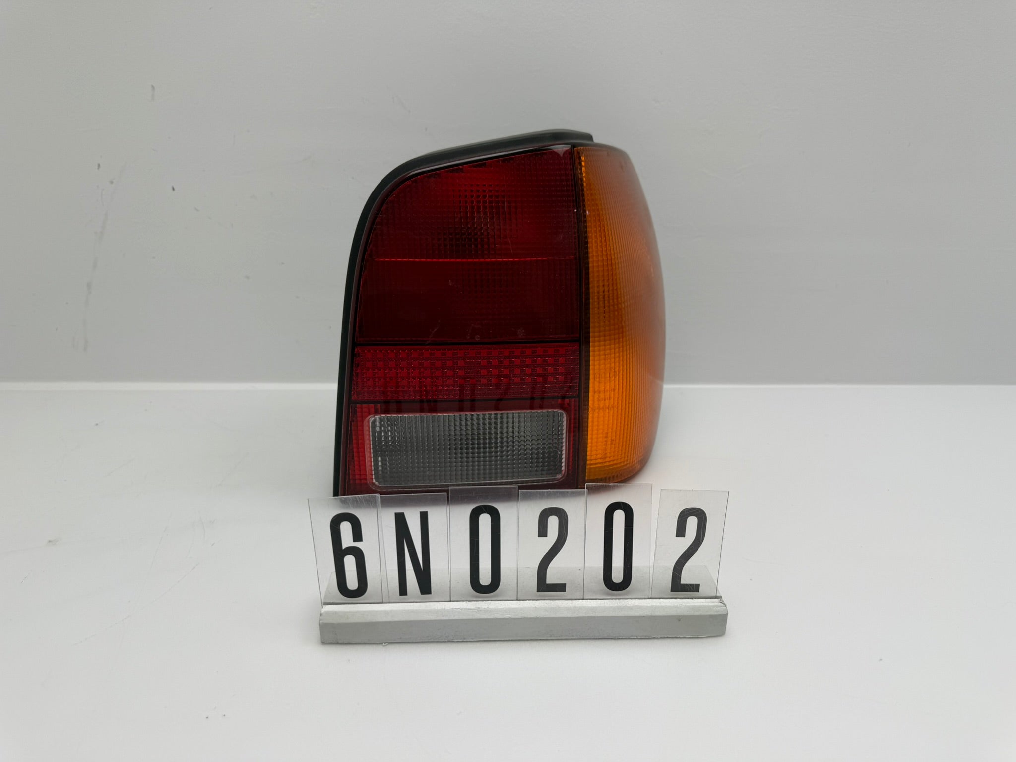 6N0 945 258; 6N0 2 02; 180 POLO 6N1 Rücklicht Rechts