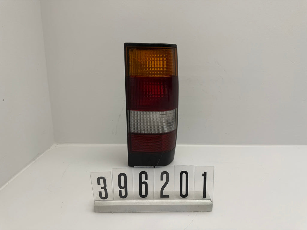 396 080; 396 2 01; 182 OPEL KADETT D Rückleuchte rechts