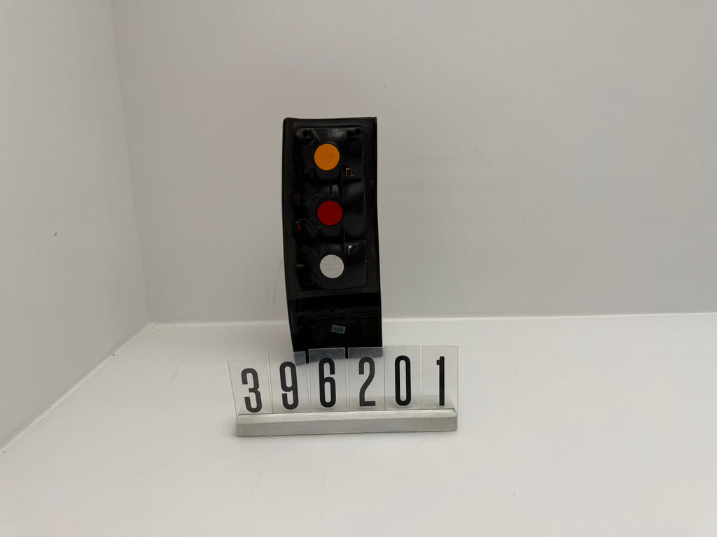 396 080; 396 2 01; 182 OPEL KADETT D Rückleuchte rechts