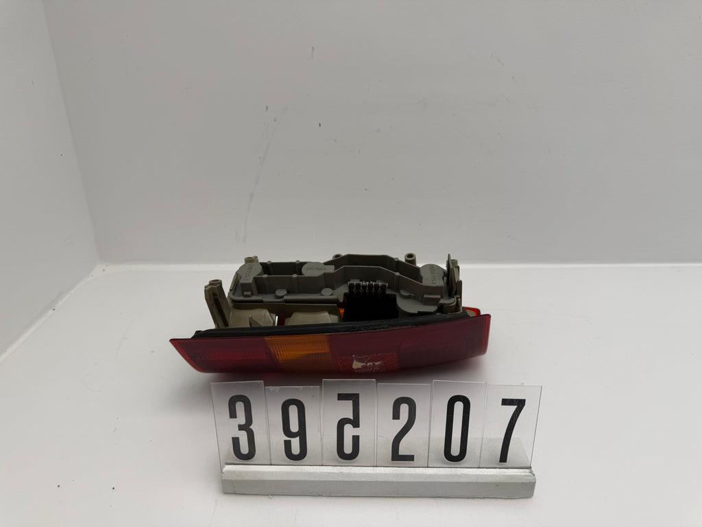 395.335; 391 2 05-08; 189-192 Opel Kadett E Rückleuchte Links