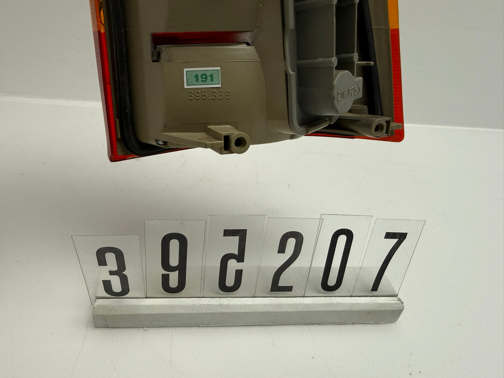 395.335; 391 2 05-08; 189-192 Opel Kadett E Rückleuchte Links