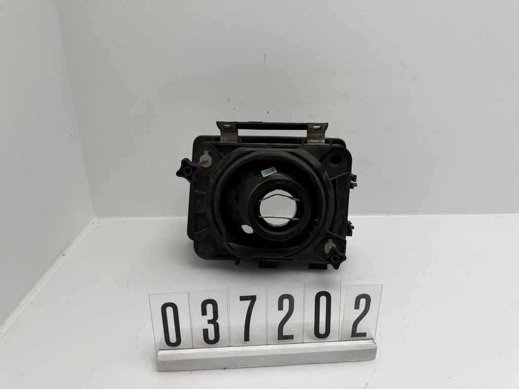 439875; 037 2 02; 215 OPEL CORSA A Scheinwerfer links