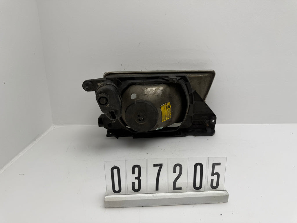 3.754.381; 037 2 05-08; 218-221 Opel Kadett E Scheinwerfer