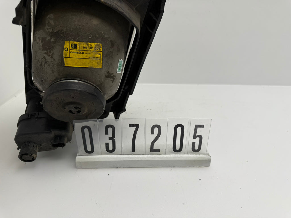 3.754.381; 037 2 05-08; 218-221 Opel Kadett E Scheinwerfer