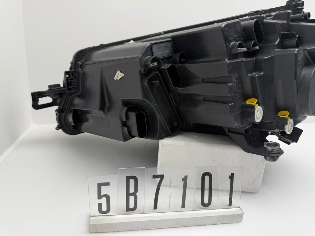 5B7 941 016 B; Skoda Karoq Scheinwerfer Full LED Rechts