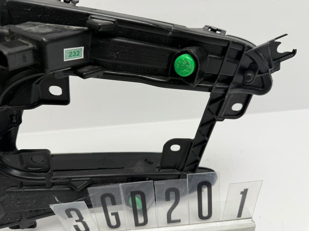 3GD941055A; 3GD 2 01; 232  VW Passat B8 Facelift LED Tagfahrleuchte Links