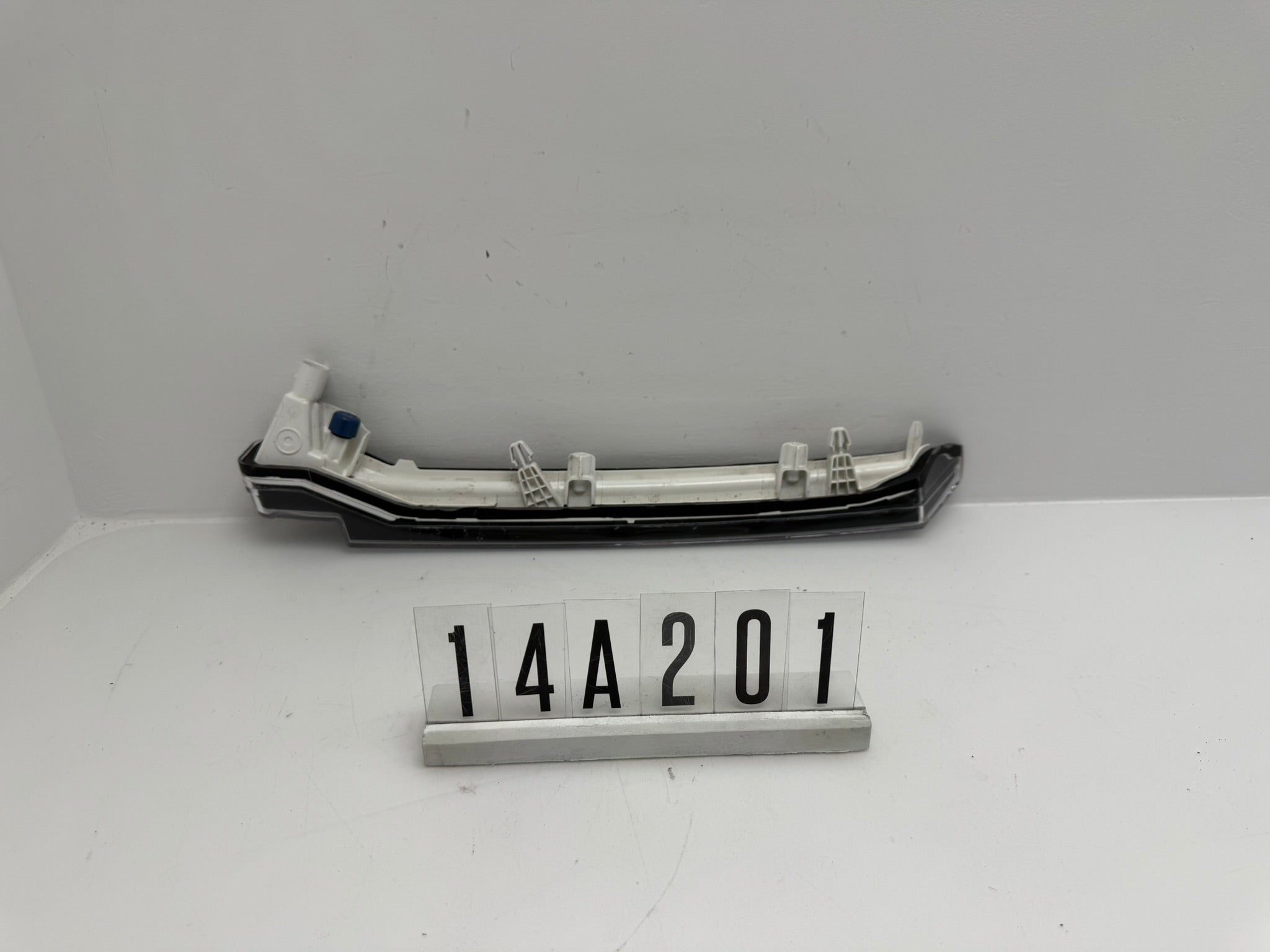 14A 941 654; 14A 2 01; 236 VW ID.7 LED Lichtleiste vorne rechts