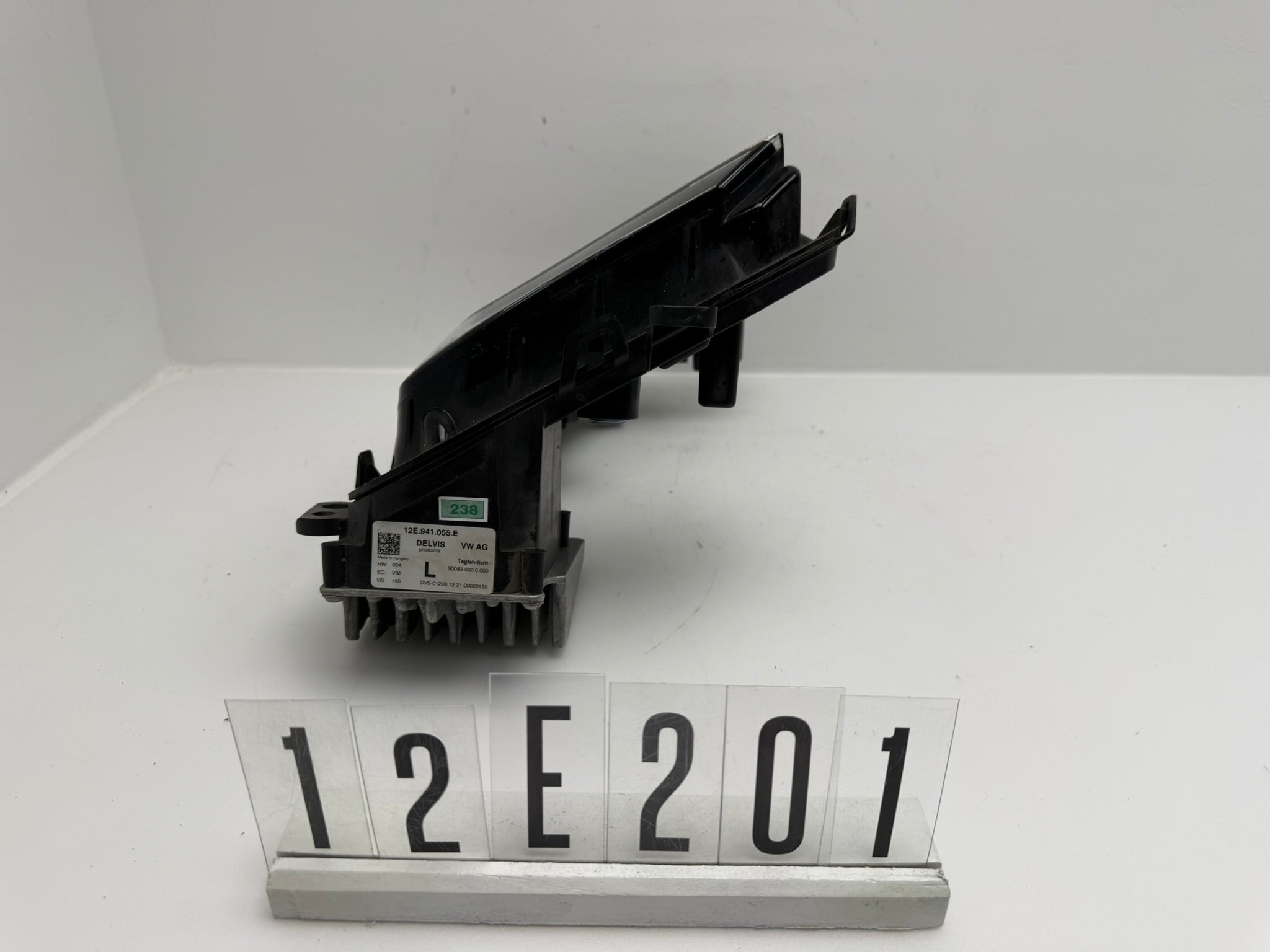 12E 941 055 E; 12E 2 01-04; 238-241 VW Up AA Tagfahrlicht Links